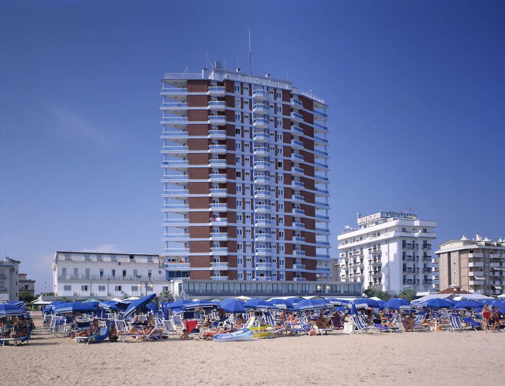 Hotel Caravelle&Minicaravelle Лидо-ди-Езоло Экстерьер фото